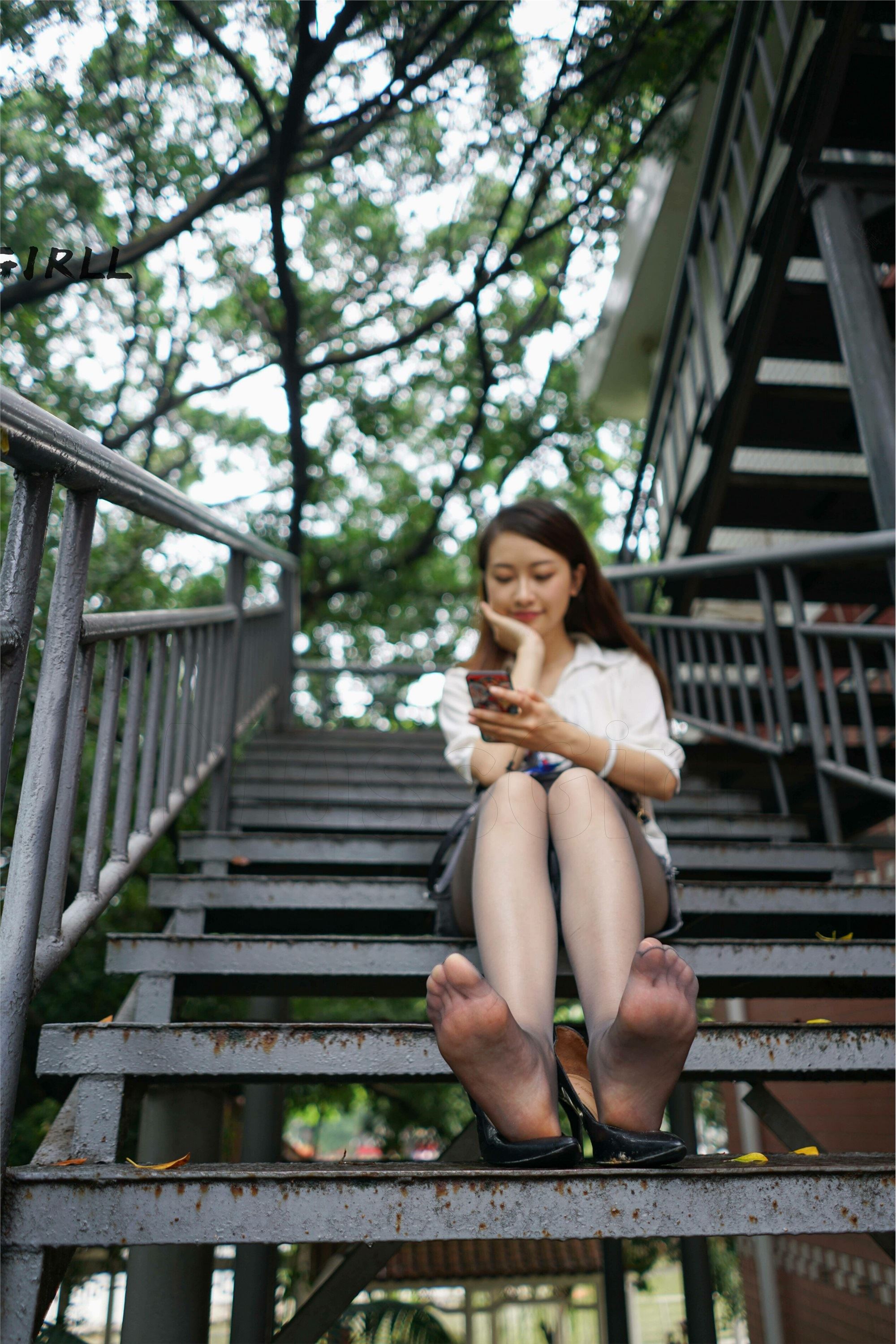 MussGirl慕丝女郎  NO.151 牛仔热裤油亮黑丝